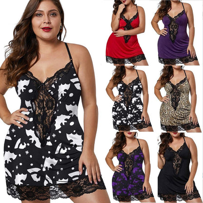 Lace Accent Curve-Hugging Nightgown (Plus Size)