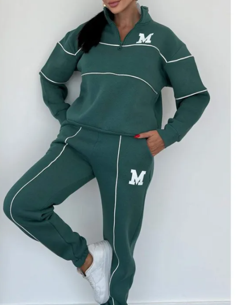 Women's 2-Piece Sweatsuit and Baggy Pants Set