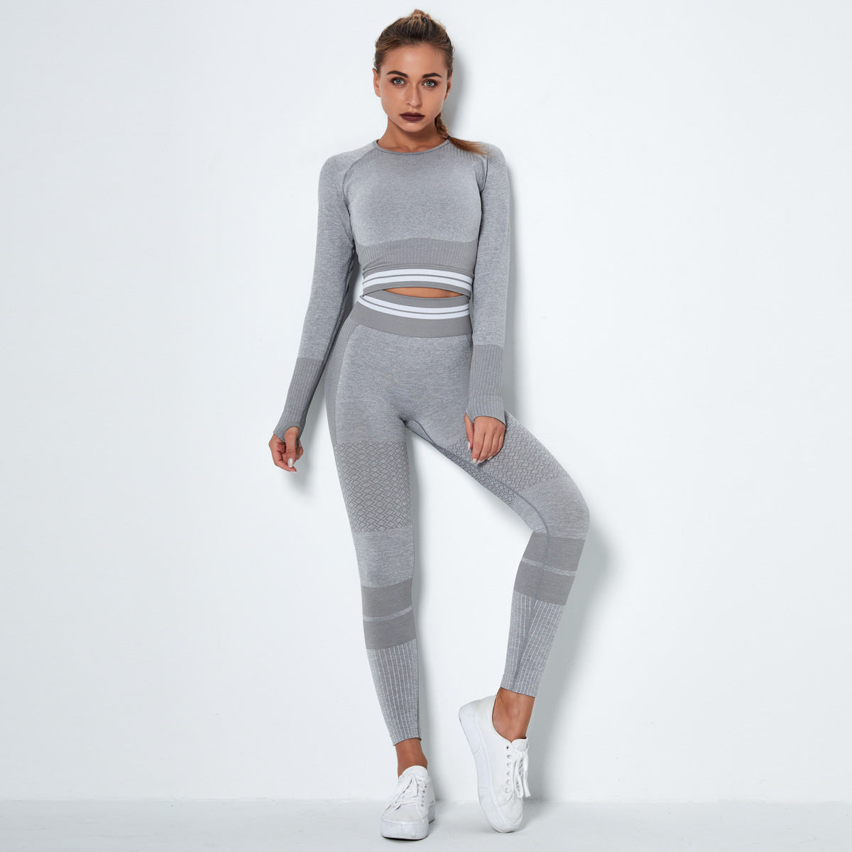2020 Women's Seamless Knitted Yoga Set with Long Sleeves